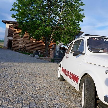 Agriturismo Cascina Sciulun Monforte D'Alba Eksteriør billede